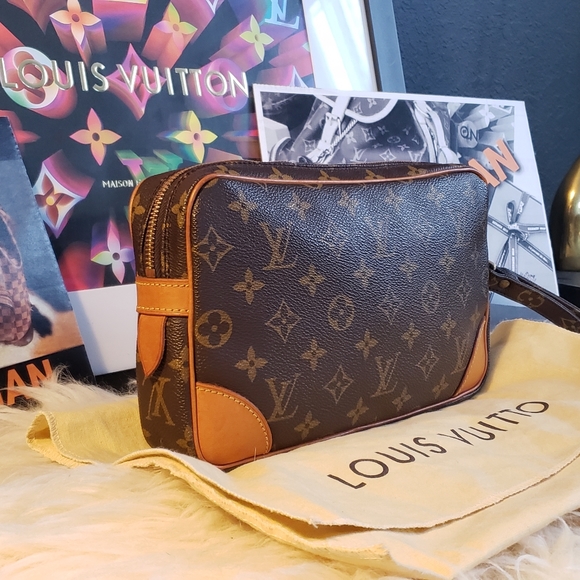 💯 Louis Vuitton Marly Dragonne Clutch - Picture 4 of 14